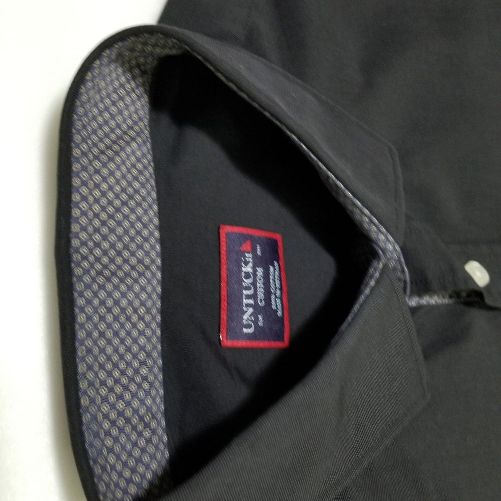 Untuckit Men Black Shirt Size M